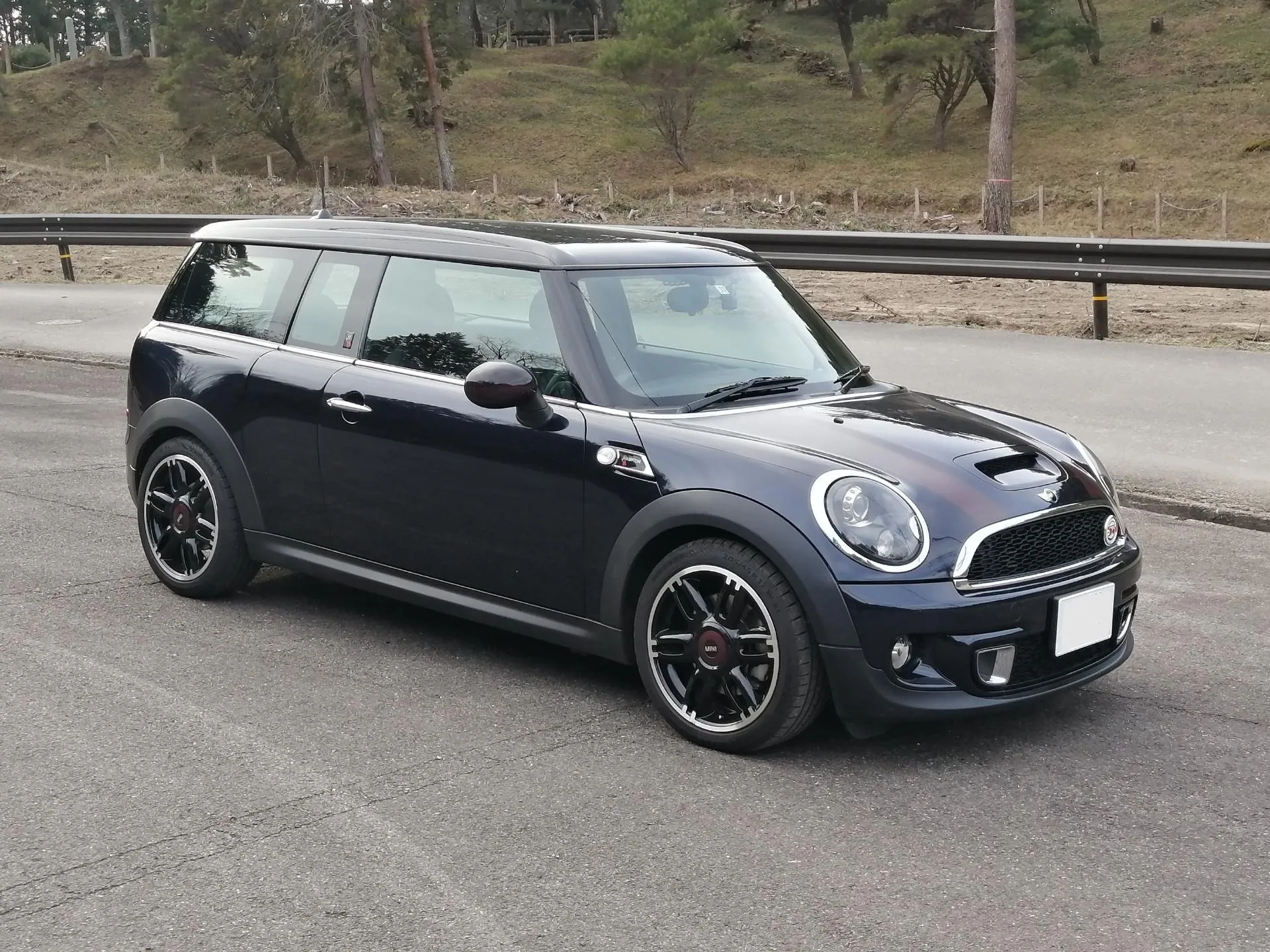 販売車両紹介 ミニクーパーSクラブマン限定車ハンプトン